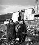 Hermanas Calderón en Villa Ukika. Fines s. XX Últimas yaganes hablantes